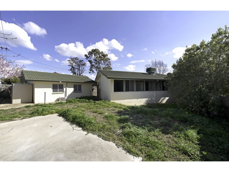 14 Millhouse Crescent, Higgins ACT 2615