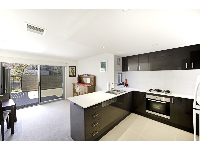 8/94 Henry Kendall Street, Franklin ACT 2913