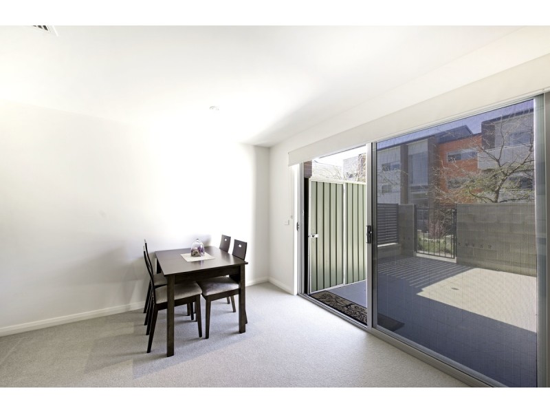 8/94 Henry Kendall Street, Franklin ACT 2913