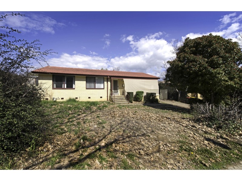 45 Osburn Drive, Macgregor ACT 2615