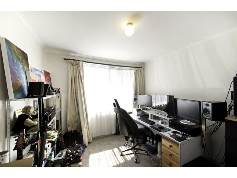 45 Osburn Drive, Macgregor ACT 2615