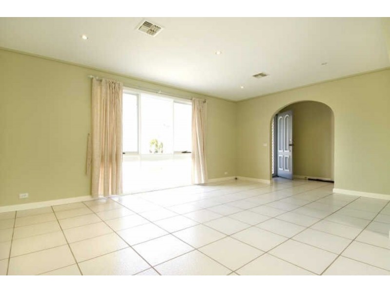 13 Hetherington Circuit, Mckellar ACT 2617