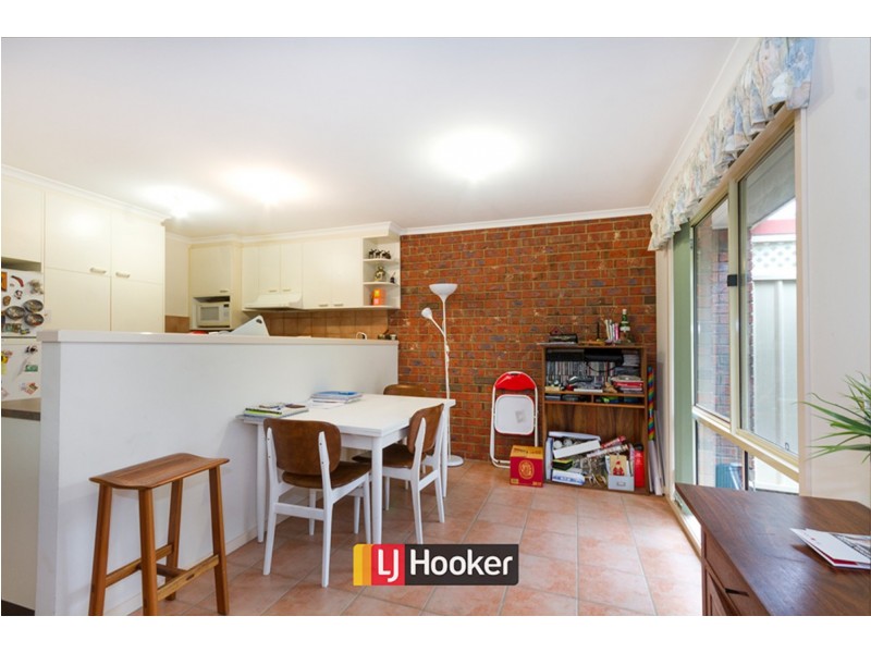 21 Kilburn Close, Dunlop ACT 2615