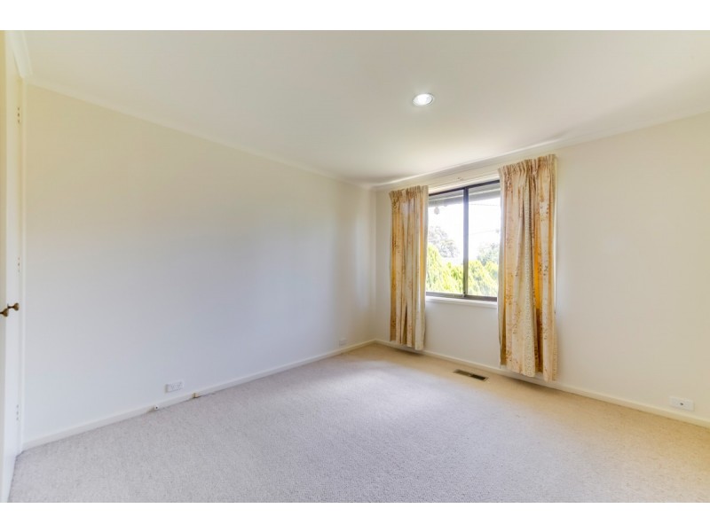 4 Carrodus Street, Fraser ACT 2615