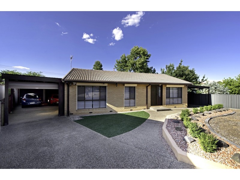 24 Dumas Street, Mckellar ACT 2617