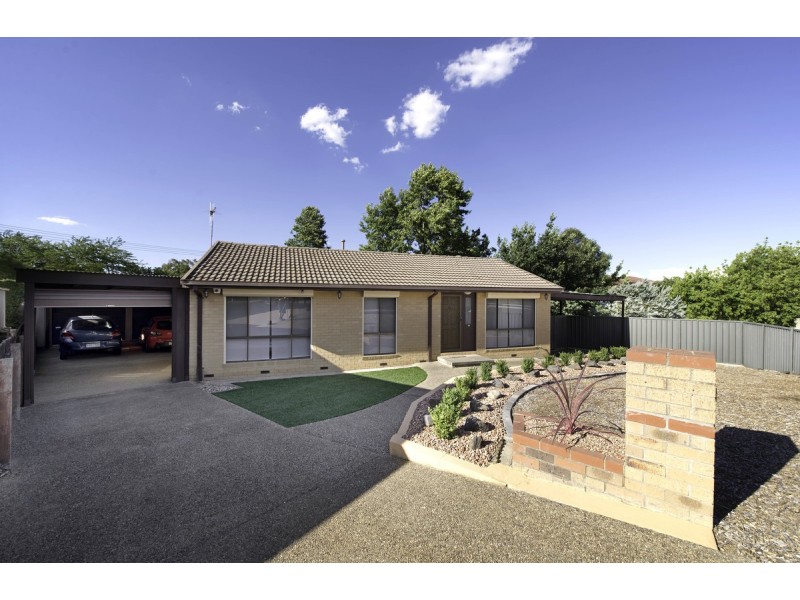 24 Dumas Street, Mckellar ACT 2617