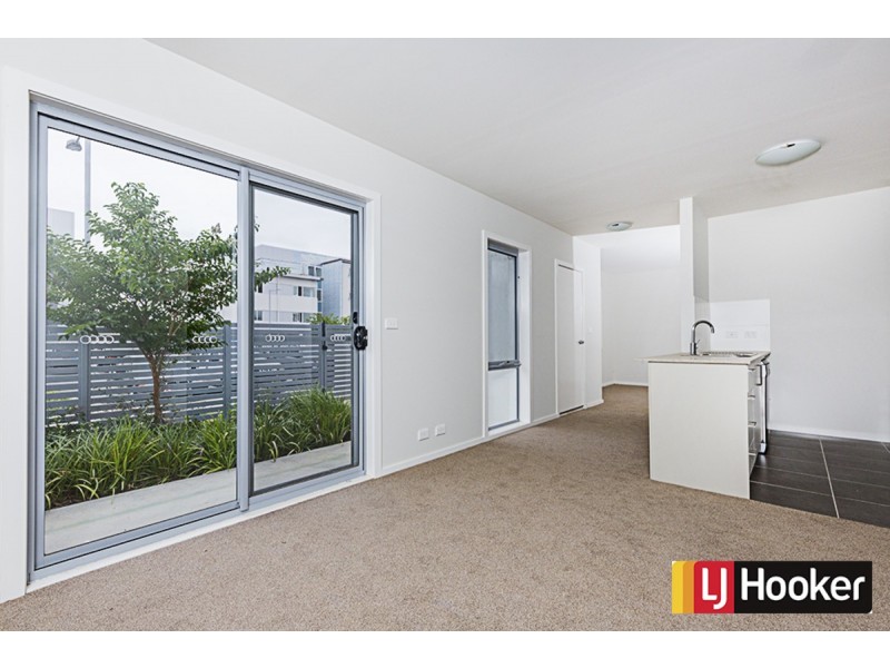17 Hillcrest Street, Crace ACT 2911