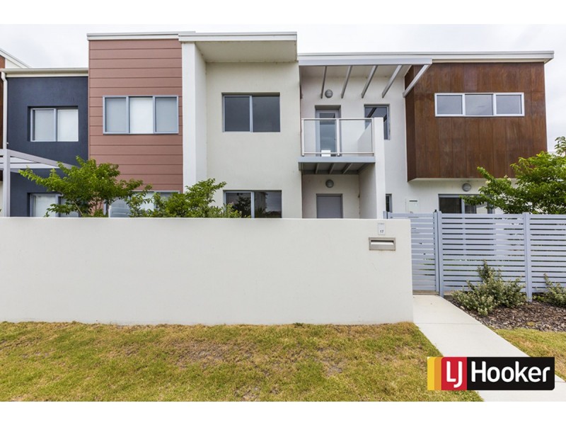 17 Hillcrest Street, Crace ACT 2911