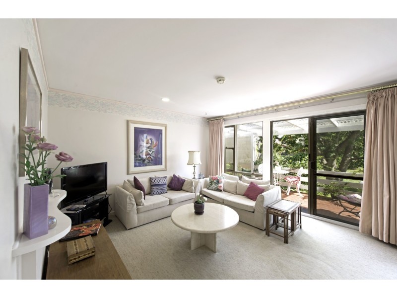 22 Selwyn Street, Hackett ACT 2602