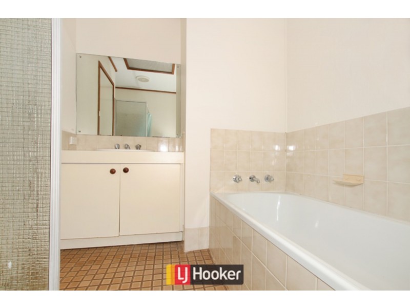 28 Strong Place, Belconnen ACT 2617