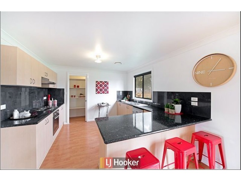 8 Clover Close, Murrumbateman NSW 2582