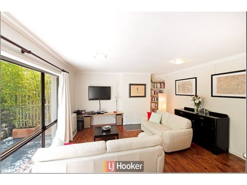 116 Cowper Street, Dickson ACT 2602