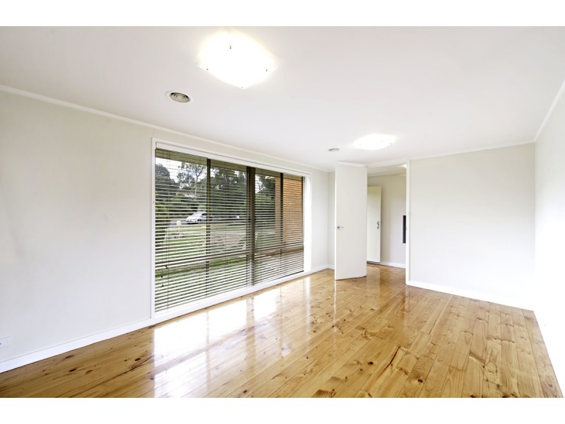 18 Fiaschi Street, Macgregor ACT 2615