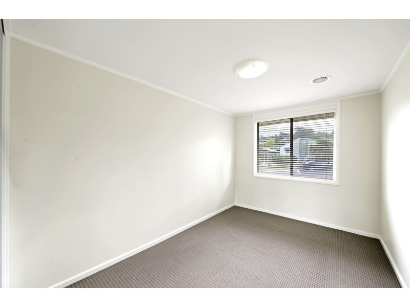 18 Fiaschi Street, Macgregor ACT 2615