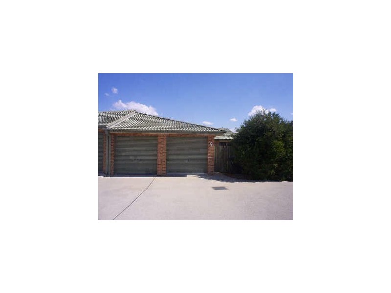 9/3 Bural Court, Ngunnawal ACT 2913