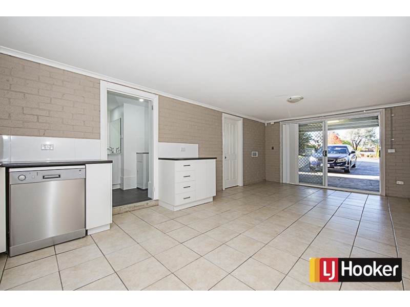 19b Carleton Street, Kambah ACT 2902