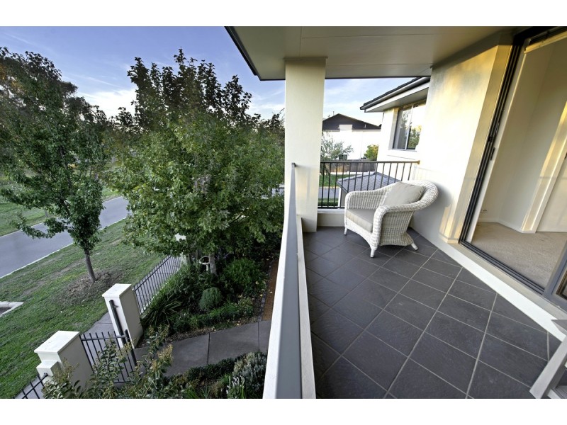 15 Katoomba Street, Harrison ACT 2914