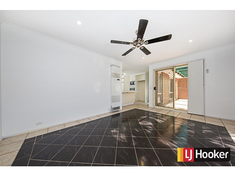 52 Unaipon Avenue, Ngunnawal ACT 2913