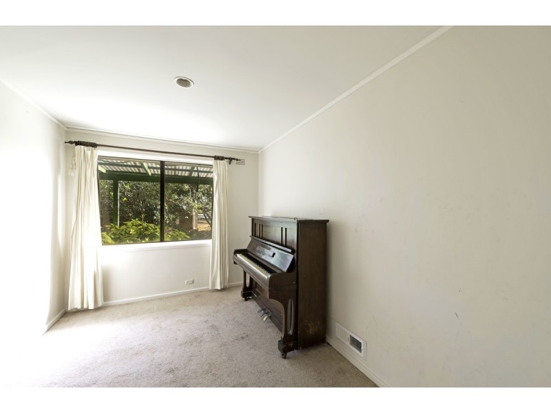 18 Brooks Street, Macquarie ACT 2614