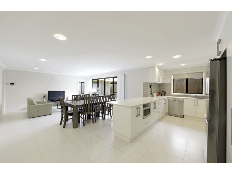 3 Pearl Gibbs Circuit, Bonner ACT 2914