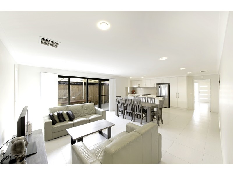 3 Pearl Gibbs Circuit, Bonner ACT 2914