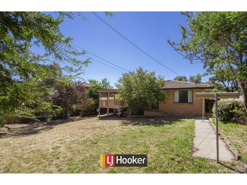 6 Nangle Place, Giralang ACT 2617