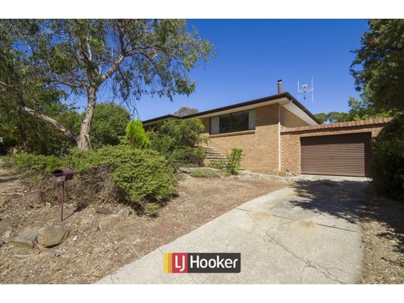 6 Nangle Place, Giralang ACT 2617