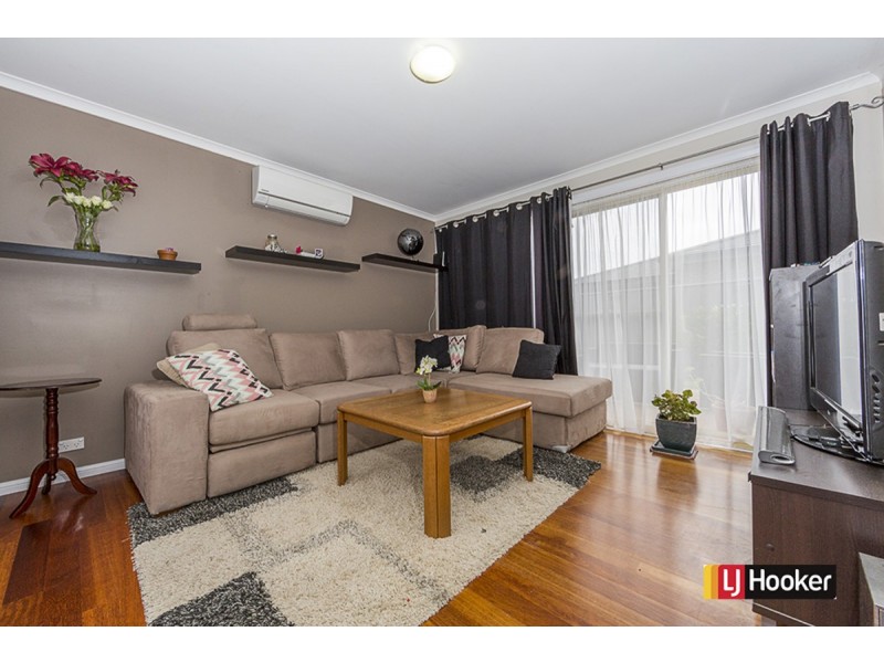 8 Iterra Grove, Ngunnawal ACT 2913