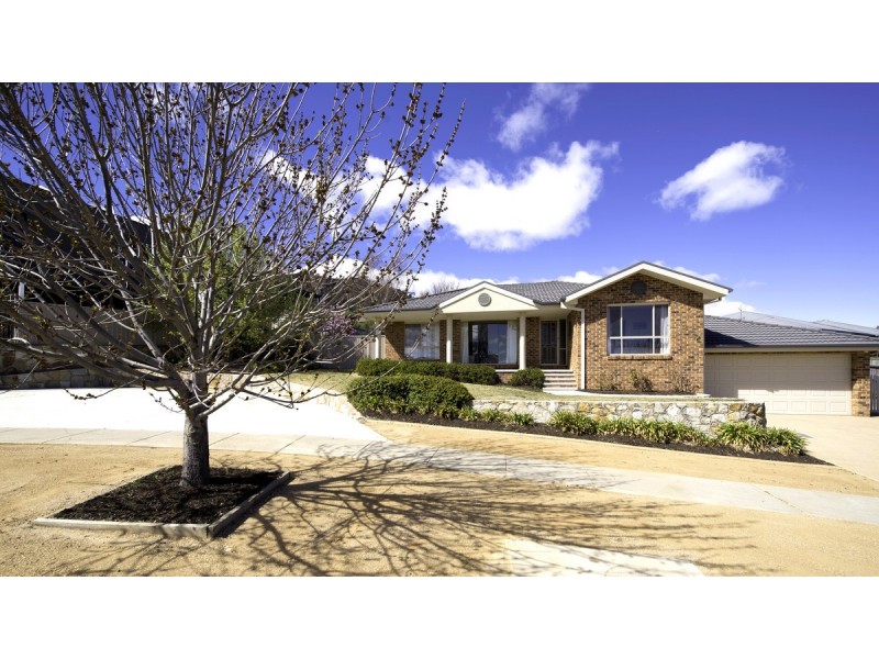 35 Olive Pink Crescent, Banks ACT 2906