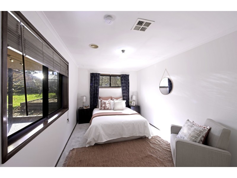 9 Greenup Close, Florey ACT 2615