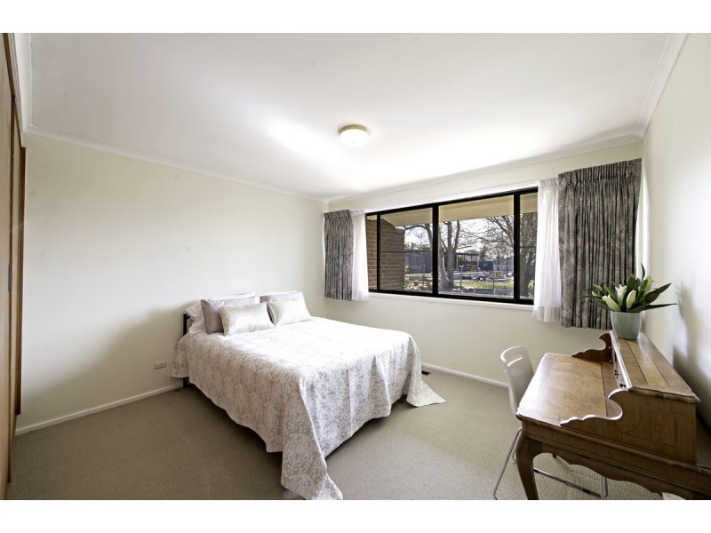 11 Joyce Place, Mawson ACT 2607