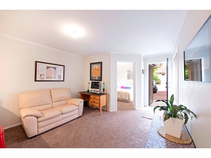 42/15 John Cleland Crescent, Florey ACT 2615