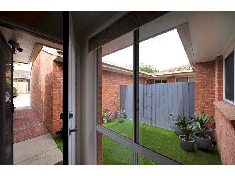 42/15 John Cleland Crescent, Florey ACT 2615