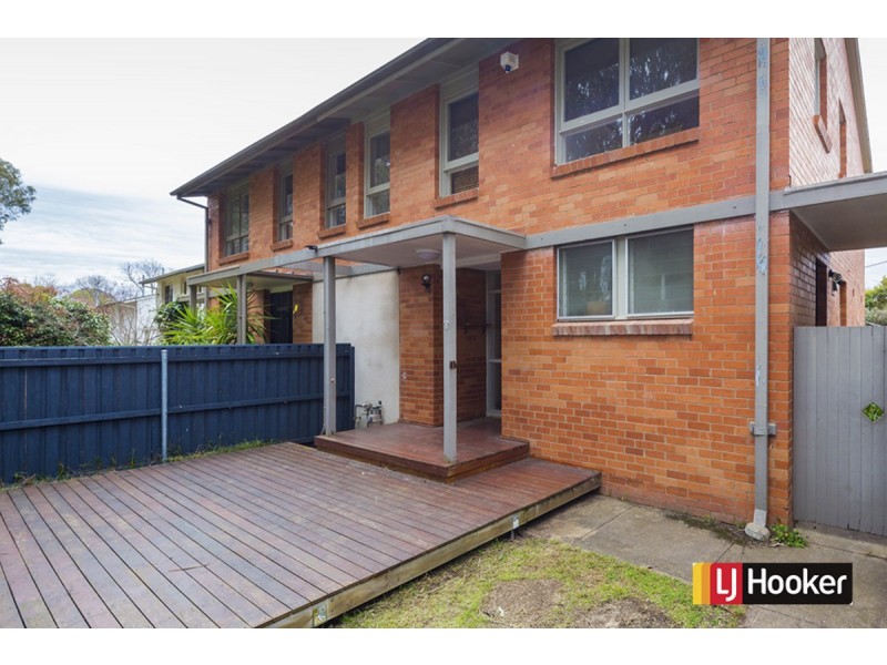 45 Caroll Street, Hughes ACT 2605