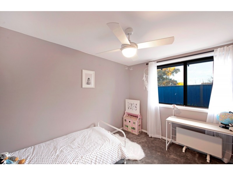 5 Napthali Close, Charnwood ACT 2615