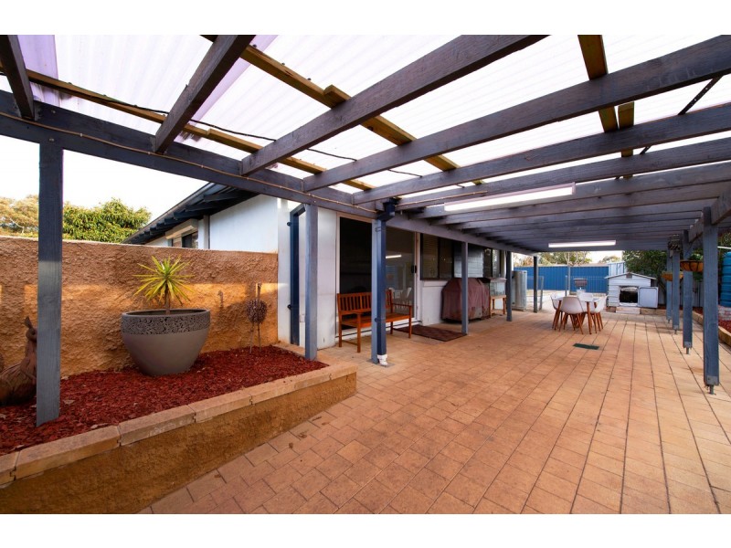 5 Napthali Close, Charnwood ACT 2615