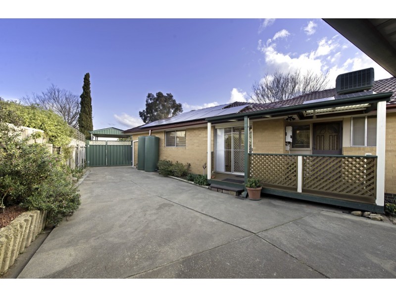 5 Kinalung Place, Giralang ACT 2617