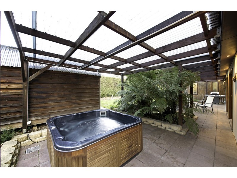 230 Antill Street, Hackett ACT 2602