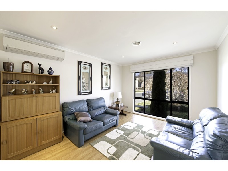 10 Gouldsmith Street, Dunlop ACT 2615