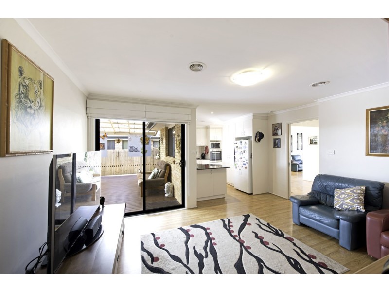 10 Gouldsmith Street, Dunlop ACT 2615