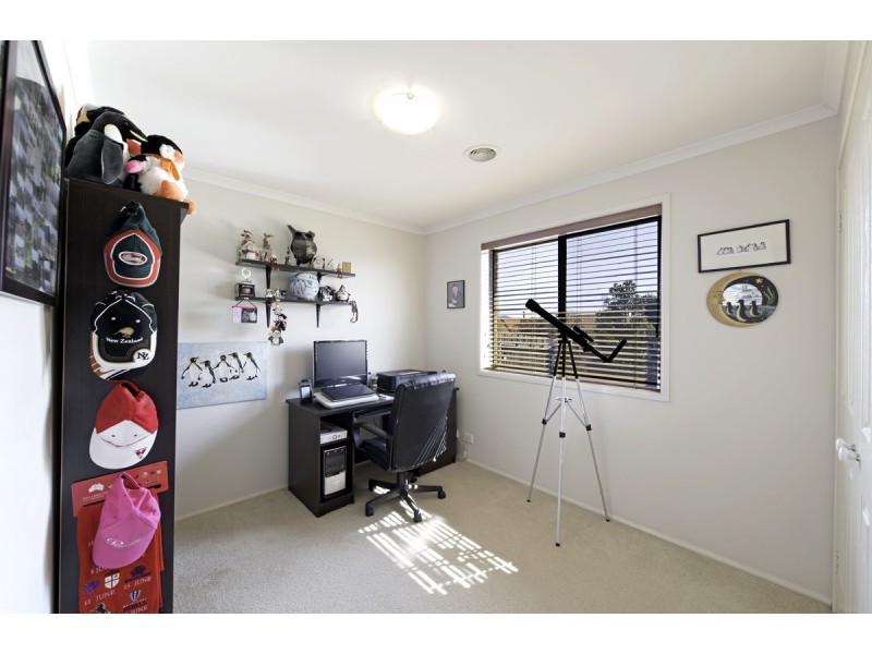 10 Gouldsmith Street, Dunlop ACT 2615