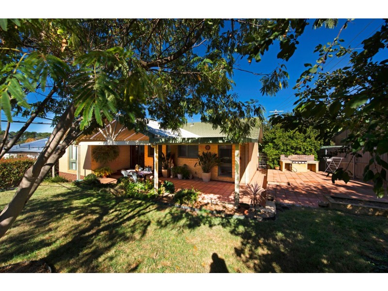 12 Baracchi Crescent, Giralang ACT 2617
