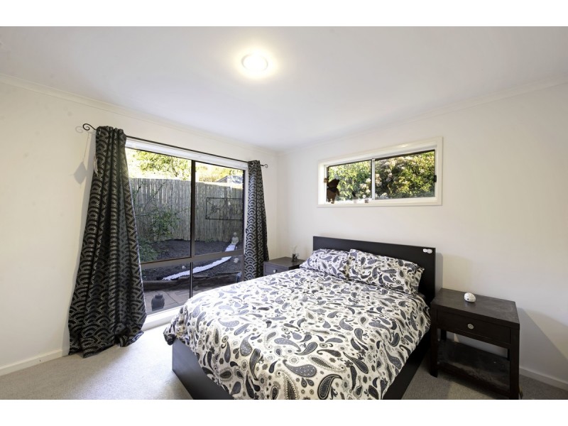 13 Lind Close, Fraser ACT 2615