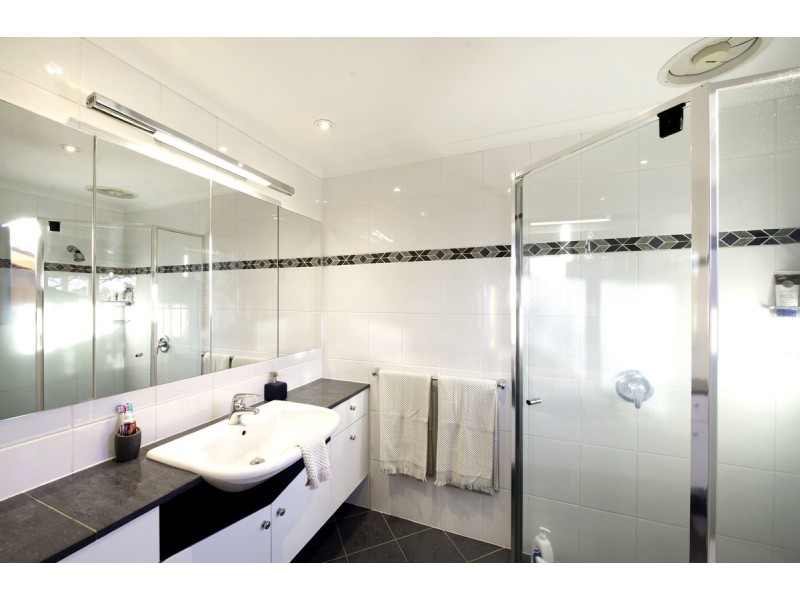 13 Lind Close, Fraser ACT 2615