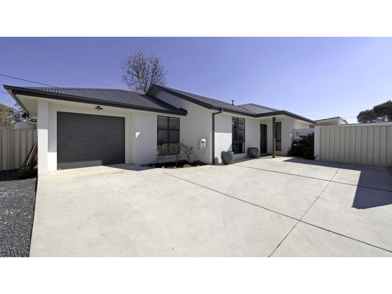 16 Canopus Crescent, Giralang ACT 2617