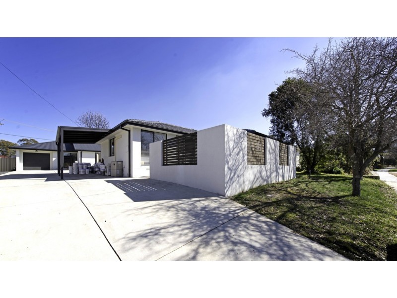 16 Canopus Crescent, Giralang ACT 2617
