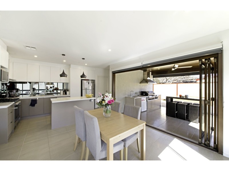 16 Canopus Crescent, Giralang ACT 2617