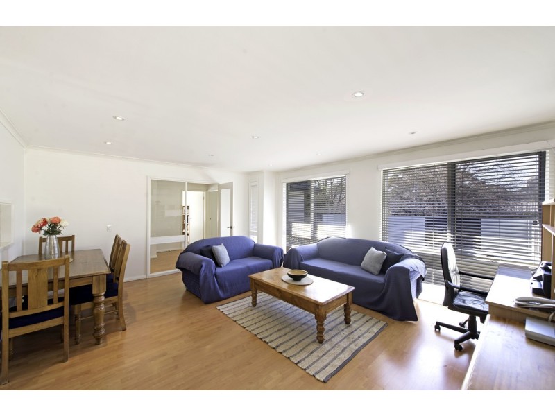 16 Canopus Crescent, Giralang ACT 2617