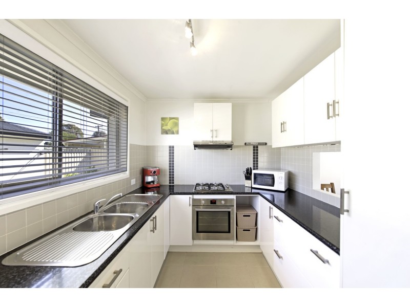 16 Canopus Crescent, Giralang ACT 2617