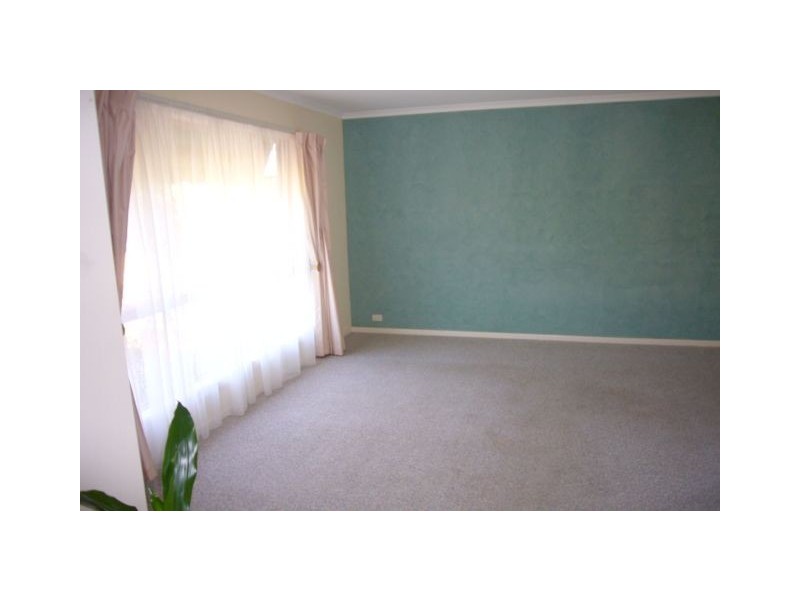 8 Corella Place, Ngunnawal ACT 2913